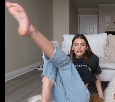 Olivia Rouyre 3
